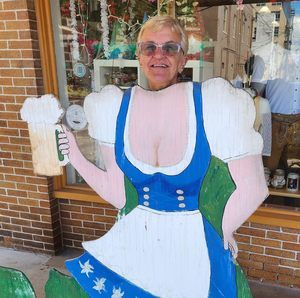 Meet your Posher, Nancy